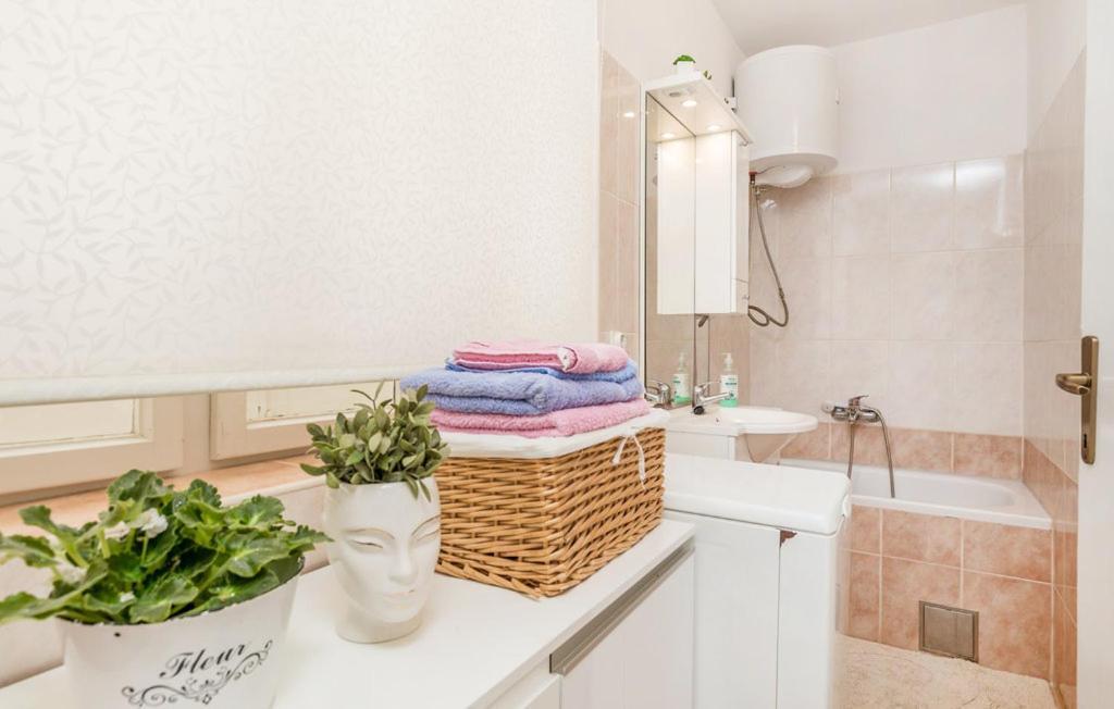 Sunset Apartment With Sea View 포블랴나 외부 사진