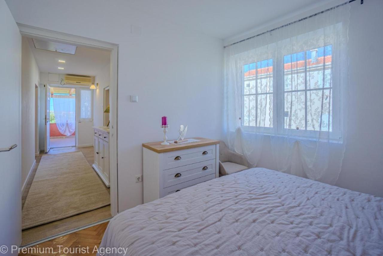 Sunset Apartment With Sea View 포블랴나 외부 사진